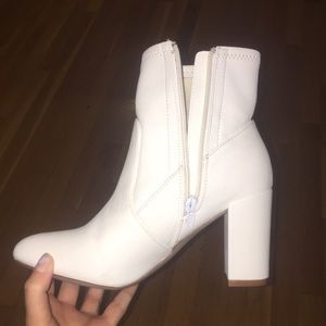 Steve Madden bootie